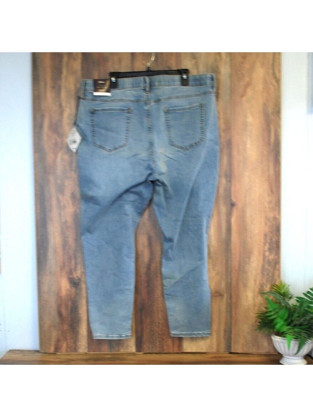 Ava & Viv Mid Rise Skinny Plus Size Comfort Waist Stretch Jeans